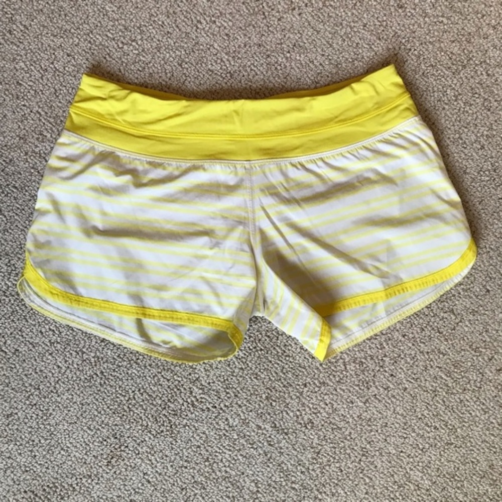Lululemon Running Shorts Size 10 - 4.5" inseam